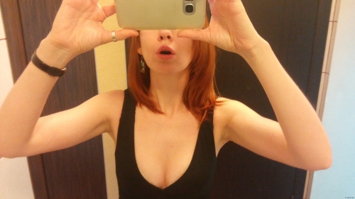 Seductive Teacher Pelageya with Hot Figure: Explicit Photos