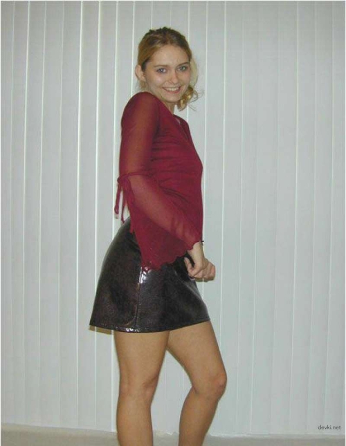 Explicit Photos of Young Girlfriend - Intimate and Revealing Pictures