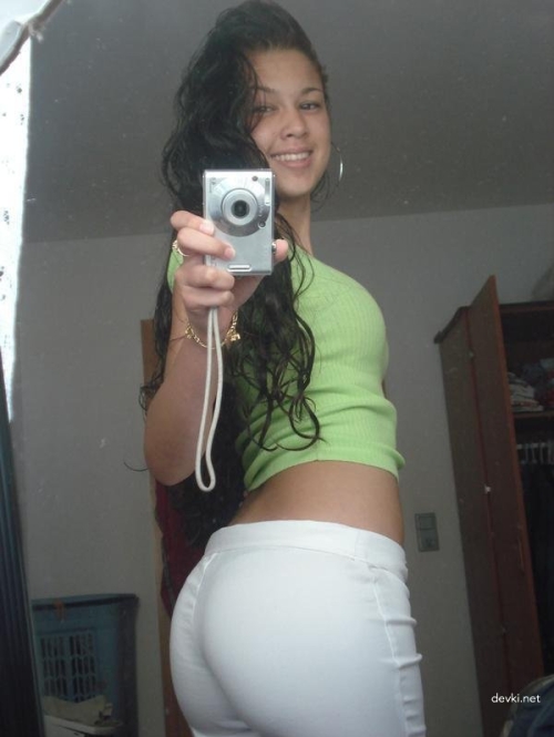 Explicit Nude Photo of a Sexy Girl - Sensual Young Woman in the Nude