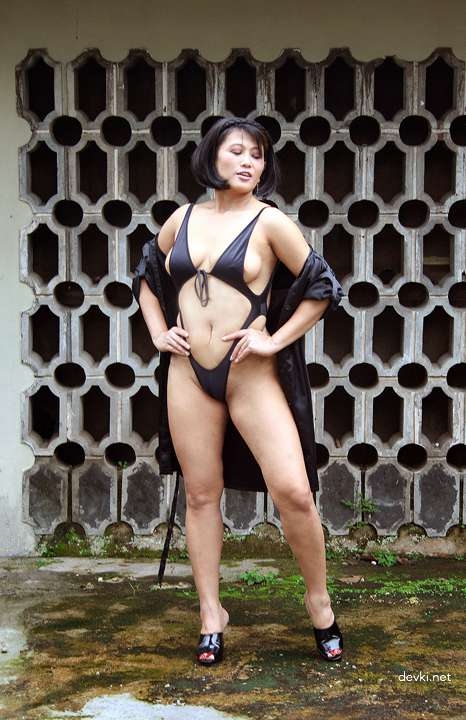 Explicit Collection of Naked Asian Girls: Hot and Uncensored Asian Babes Exposed