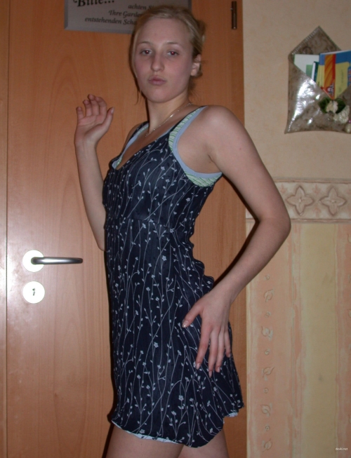 Naked Girl Poses: Explicit Photo Shoot with Nude Teen Model