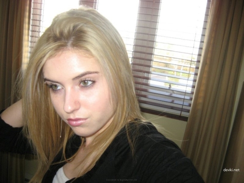 Explicit Photos of Young College Student - Intimate and Sensual Shots