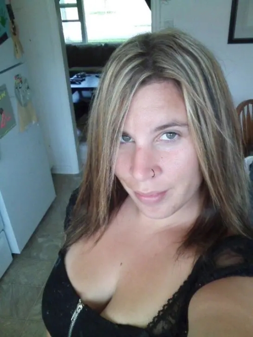Big Tits and Plump Girl's Huge Areolas Exposed
