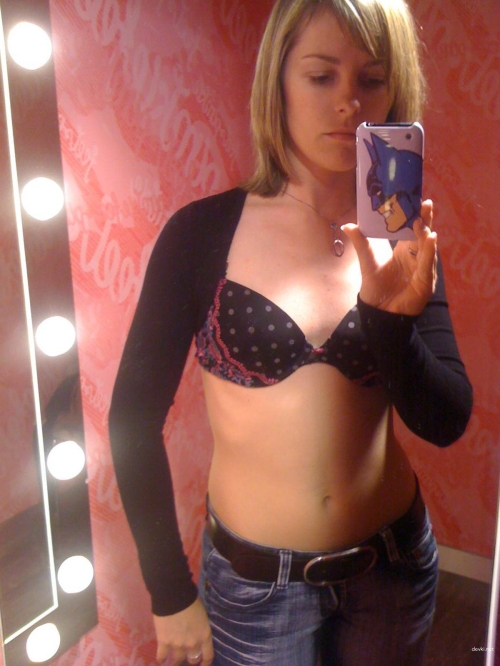 Hot Homemade Sex Pics from Cute Couple: Explicit XXX Photos