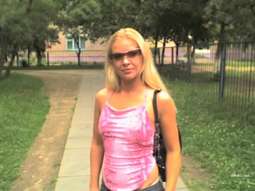 Amateur Erotic Photos of Slender Girlfriend - Explicit and Sensual