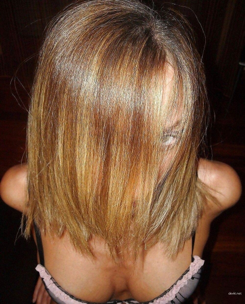 Married Milf Poses Naked in Stockings: Explicit Mature Amateur Photoshoot