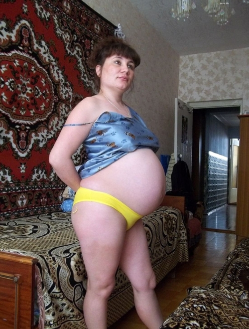 Pregnancy Porn: Hot and Horny Preggo Babe Gets Fucked Hard