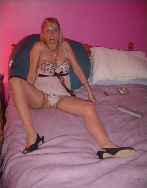 Kinky Mature Lady Gets Wild and Nasty - Hardcore MILF Porn Pic