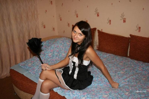 Sexy Maid Barebacked with Cock in Pussy