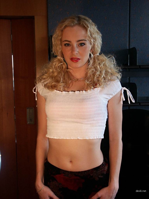 Amateur Blonde's Hardcore Homemade Porn - Explicit Sex Tape