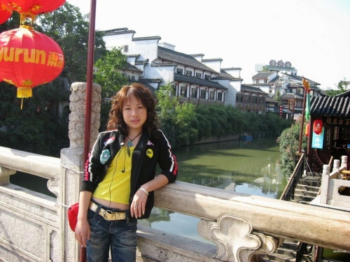 Hot Asian Amateur Photo Shoot: Explicit Homemade Pics of Asian Babe