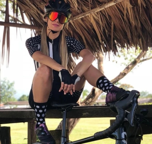 Sexy Babes Riding Motorcycles: Hot Girls on Bikes Photo Collection