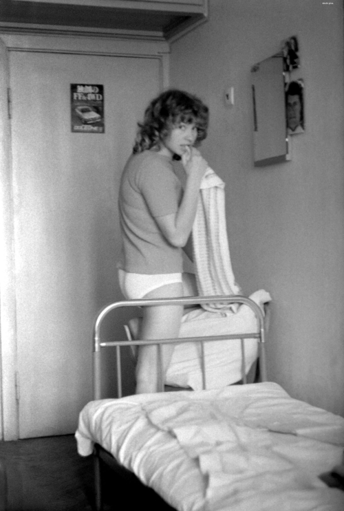 Vintage Dorm Sex Photos: Explicit Sexual Acts in Shared Accommodation