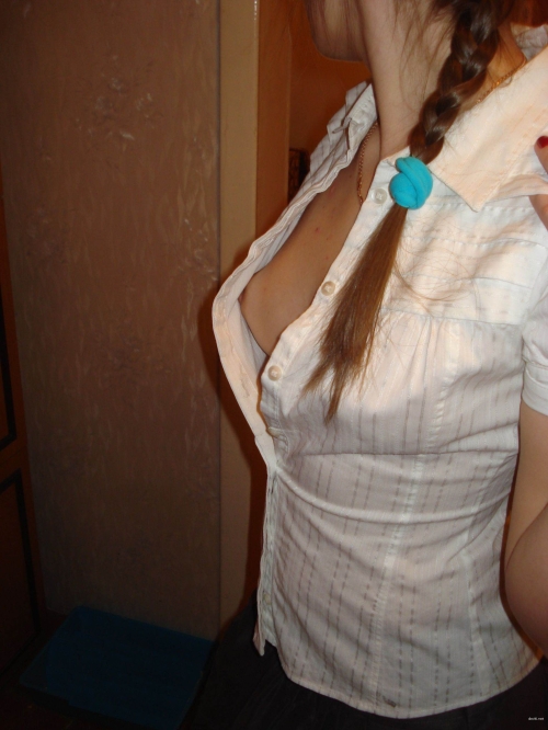 Young Babe Loves Showing Off and Sucking Cock - Explicit Teen Blowjob Porn