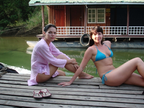 Naked Friends: Explicit Nude Girls Posing Together