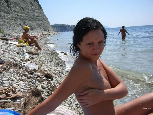 Capturing Wife Naked Outdoors - Explicit Nature Photoshoot