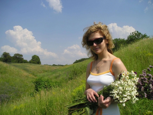 Hot Wife Outdoor Nude Photo Shoot