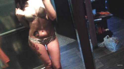 Selfie Nude: Explicit Solo Naked Photo