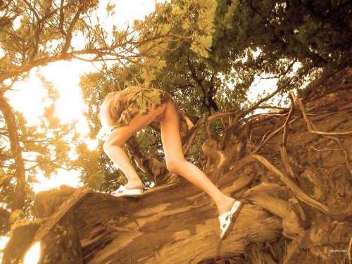 Private Girl Photo: Explicit and Bold Selfies Collection