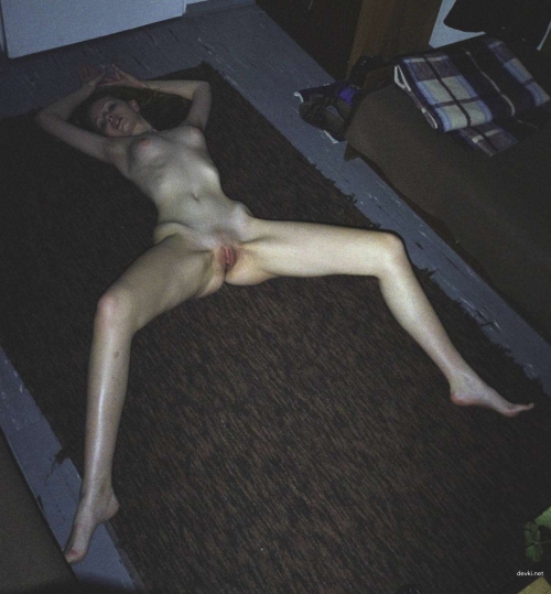 Skinny Girl Private Porn: Explicit Amateur Teen XXX