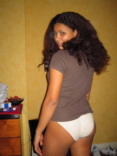 Sexy Mixed Race Babe Naked - Explicit Interracial Porn