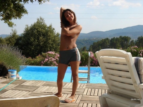 Sun-Kissed Brunette Deepthroats Cock - Explicit Blowjob Porn