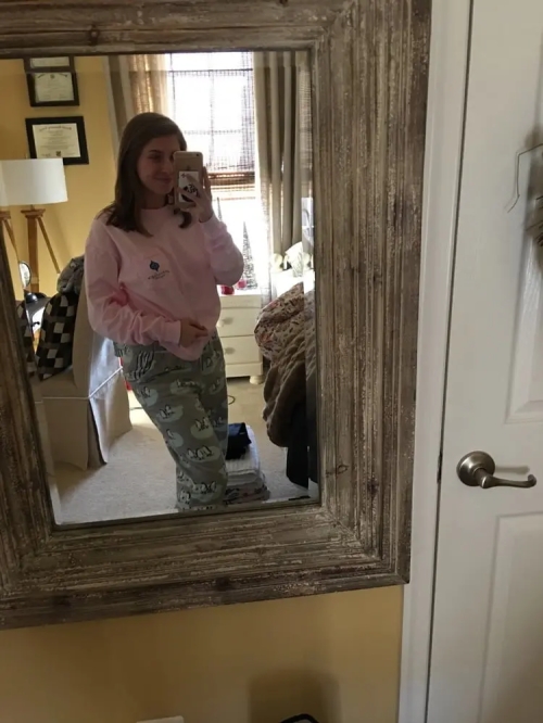 Juicy Brunette's Seductive Body Leaked Online