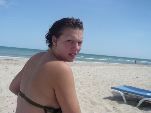 Girl Goes Wild on Vacation: Explicit Resort Fun