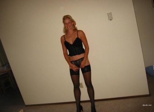 Hot Mature Woman Private Porn: Explicit Amateur MILF Sex