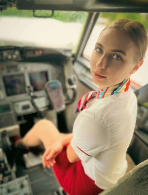 Amateur Photo of Stunning Naked Stewardess - Explicit Airline Erotica