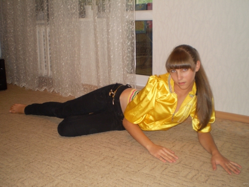 Agreed to Explicit Erotic Photoshoot: Bold and Sensual