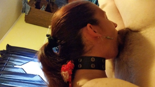 Hot Babe Gives Blowjob - Explicit Oral Sex Action