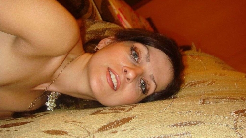 Seductive Nude Woman: Stunning Beauty in Provocative Pose