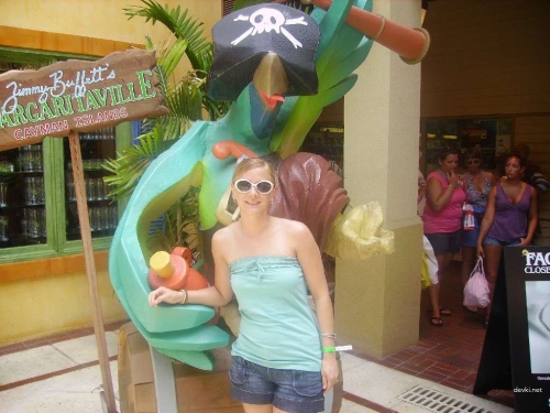 Steamy Vacation Photos: Family Couple's Explicit Getaway Snaps