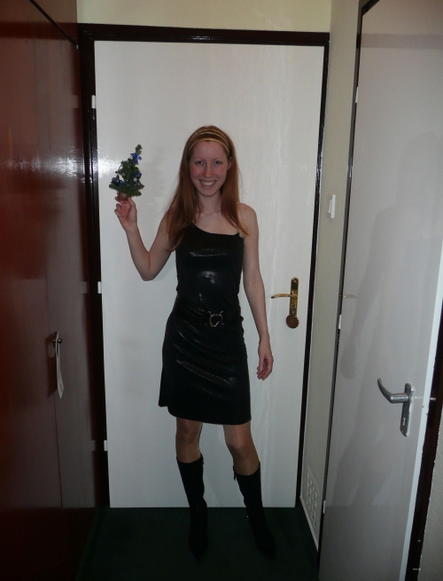 Everywhere Redhead Chick: Explicit Outdoor Russian Babe