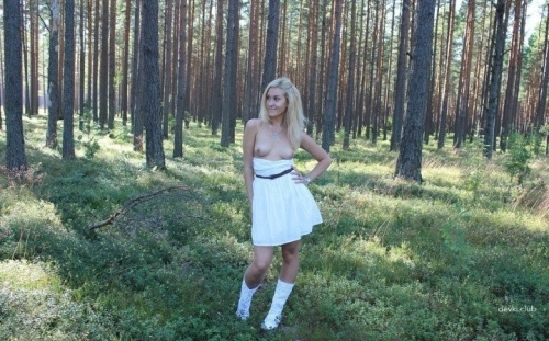 Russian Erotic Photography: Sensual and Provocative Images for Adults
