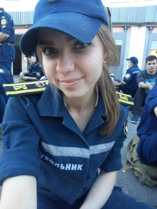 Sexy Cadet Exposes Herself Nude - Sweet Student Shows All