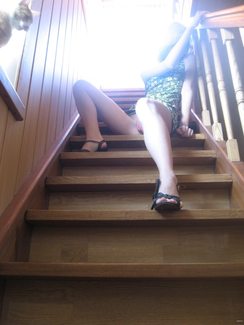 Private Photo of Skinny Girl: Explicit and Provocative Shot