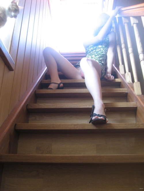 Private Photo of Skinny Girl: Explicit and Provocative Shot