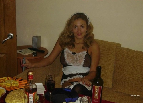 Mature Aunt's Private Explicit Photos: Uncensored Seduction