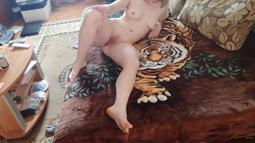 Mature Wife with Hot Body - Explicit Photos of Sexy Russian MILF