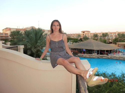 Friend's Wife Naked Photo: Explicit Image of My Friend's Wife Exposed