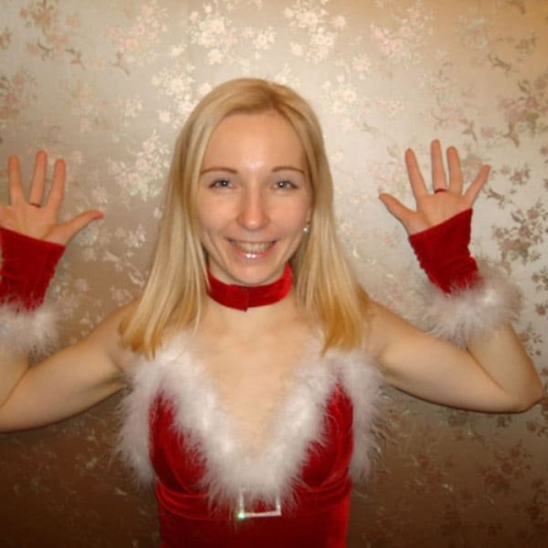 Snow Maiden Masturbates Under Christmas Tree: Explicit Solo Action