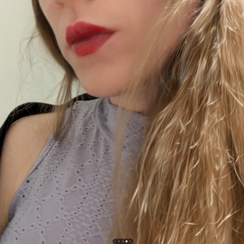 Sleek and Sexy Young Woman's Neatly Groomed Pussy - Explicit Close-Up Shot