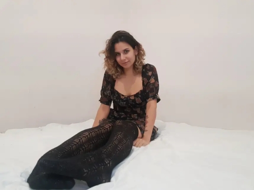 Hot girl shows off her pussy up close in explicit detail