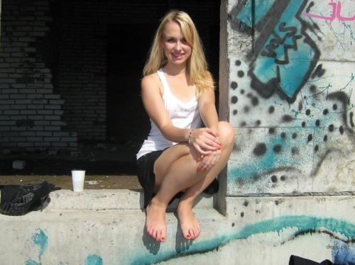 Naked Slut on Private Photos: Explicit and Provocative Content for Adults