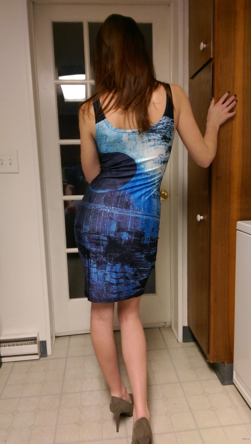 Explicit Home Photo of Stunning Girl: Sultry, Sensual, Seductive