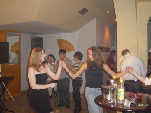 Anal Party F*ck: Slut Takes Cock in Ass After Wild Night