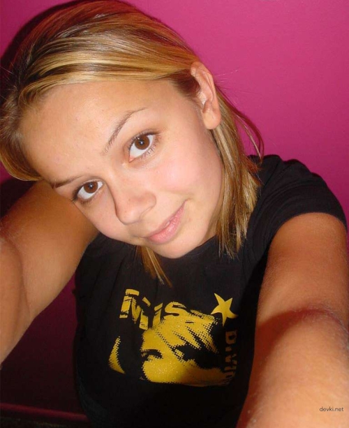 Amateur Photo of Cute Girl: Bold and Explicit Selfie Session