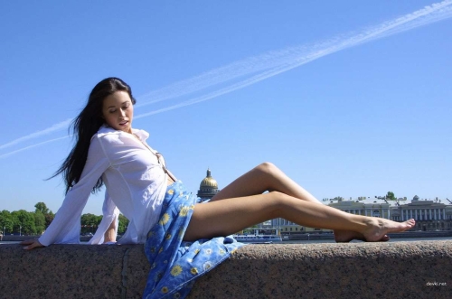 Sensual Street Erotica: Stunning Outdoor Erotic Photography
